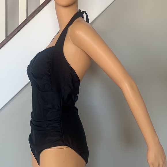 One piece swimsuit - Picture 4 of 8